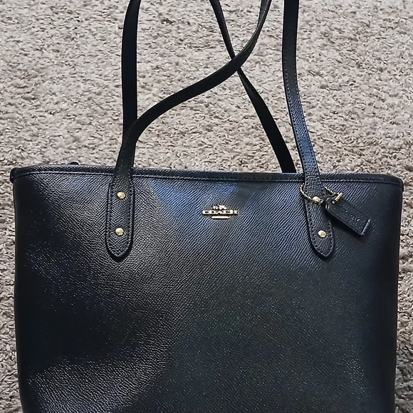 🖤 Coach Small City Tote | Midnight Navy / Black Crossgrain Leather | Gold HW - Picture 8 of 12